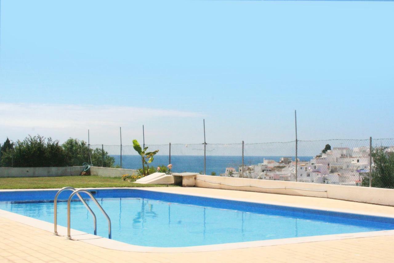 Апартаменти Oursea - Sea View With Pool - Fully Renewed 2022 Албуфейра Екстер'єр фото